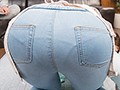 巨乳家政婦のピタパン巨尻に我慢の限界！寝バックハードピストンで中出し！