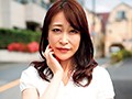 昼間から●い男を家に呼び欲求不満を慰める素人妻
