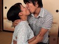 優しくて欲求不満な田舎のお母さん