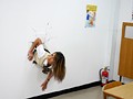 壁にはまって出れない！！ AIKA