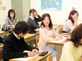 若妻だらけの定時制●校！イジメられ●校を退学したボクが夜間定時制●校に入学したら、クラスメイトがボクよりかなり年上の若妻だらけ！しかもみなさん現役●校生のボクが初々しくて可愛いようで前の学校とは一転まさかの人気者に！