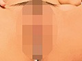 「もうほぼそれってオッパイ見えてるんじゃないですか？」プルンっプルンっと揺れる大きな胸が小さな水着から今にもこぼれ落ちそう！！南国にあるスパリゾートでハメをはずして普段なら着る事のない大胆で小さめの水着を着て浮かれている巨乳女子大生グループに目が釘付け…