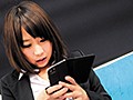 電車内で居眠り、スマホ操作に夢中になっている制服美少女、OLさんたちのパンチラ盗撮動画