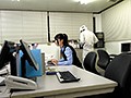 休日出勤の美人OLを狙った委託清掃員によるクロロホルム昏睡レイプ