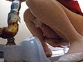 ガチ盗撮 関東近県某市営第1体育館に侵入 地元お嬢さんたちのトイレの聖水盗撮BEST 117人4時間全部見せますスペシャル！！
