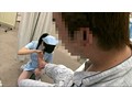 看護師の処置を受けていて