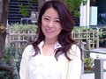 この熟女いやらしい！汁を垂らして腰を振る美貌の熟女11人4時間スペシャル