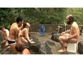 「美少女のあどけない身体が野獣男達のいいなりペットに…」 凌辱中出し温泉バスツアー 2