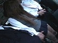通勤、通学バスで勇気を出して初めてのお触り 2