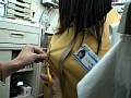 アルバイト先のコンビニで上は制服、下は丸裸！！