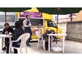 焼き芋の移動販売車になりすまし女子○生に媚薬をかけて食べさせて、まってましたの悪戯開始！お漏らしするほど効果抜群！最後は中出ししちゃいました。 2