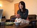 美乳！！素人モデルに応募した人妻セレブに中出し！