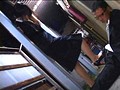 酔いつぶれたオヤジに美女がこっそりしてたこと