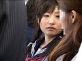満員電車で痴漢されガニ股でイキ続ける痙攣女 女子校生限定SP