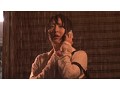 雨宿り中、濡れ尻を震わせながら視線を合わせてくる人妻は、キスした瞬かん巨根を求めだす。