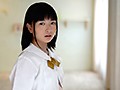 こんなけなげな子を今から汚します。孵化01 AVデビュー ～誰にも言えなかったけど、小さい頃から女の人も好きでした…～