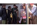 下半身丸出しハメられ屋台でアルバイト 倉多まお 浜崎真緒