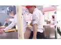 下半身丸出しハメられ屋台でアルバイト 倉多まお 浜崎真緒