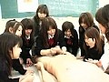 SOD特派員がイク！！うぶな女子校生に秘技伝授？！手コキ指南付き射精課外授業
