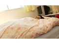 眠ったお姉さんにズボズボしたい