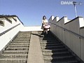 公衆便所で犯された女子大生
