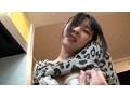 隣人はしたがる人妻 02