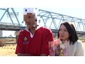 チクビで絶頂する美人若妻と… おじさんぽ06 AVよりエロいエッチ見たくない？顔見てるだけで勃起するくらい可愛い人妻と下町探索お散歩デート。おじさんに足を絡めて中出しさせる奥さんの敏感反応がヤバい！ 向井こころ