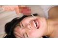 この娘、犯してやる…。抜群にいやらしい肢体の美少女は、輪姦の洗礼を受けて、マゾ奴隷に堕ちる。 柚木彩花