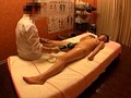 猥褻マッサージの虜になった素人娘たち