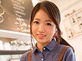 都内某お洒落カフェで働く「NO」と言えない優しいウェイトレスかなちゃんを脱がせてみたら 童顔のくせしてスーパーモデル並みスレンダー巨乳 顔と身体のギャップに思わずSEX隠し撮り！！