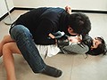 夫が出て行って2秒で自宅に監禁される人妻 森沢かな