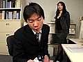 パワハラ美人上司の接吻手コキシゴき