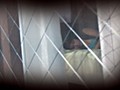 隣の人妻 甘い匂いの寝室に侵入して…