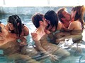 集団痴女ホテル