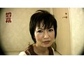 息子を筆下ろしする教育ママの異常性愛