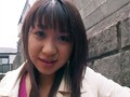 街角の超カワイイ娘に太モモ、パンティ丸出しで金蹴り三昧！