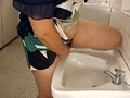 人妻おもらし逆さ撮り VOL.1 （DOD）