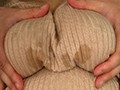 デカ乳に張りつく着衣巨乳の姉に媚薬を飲ませると摩れるだけで感じる超敏感ボディに！おっぱい激揺れさせるデカチン突きに痙攣！しながら何度もイキ果てる！