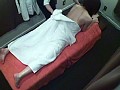 普通にお客できたかわいい素人娘達を盗撮＆ドッキリ！セクハラマッサージ！！