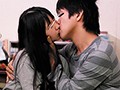 「エッチしてもいいよ」チャンス到来！でもコンドームが無い！「じゃダメ」ならばせめて素股だけでも…「だったらいいよ」のはずが！バイト先で仲間が数人集まって家飲み！しかし女子は全員彼氏持ち。それでも楽しくお酒を飲んで、酔っ払いその場で寝ていくバイト仲間たち。