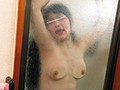 ガラス扉巨乳押し付け立ちバックで乳首を擦り付け淫乱スイッチオン！うちには終電をなくした姉の友達がよく泊まりに来るのですが、みんな美人で巨乳のハイスペック！！さらにシャワーを使う時、とんでもないラッキーが起こるんです！実はうちの風呂場、ガラス扉から裸が…