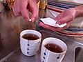 同級生が母さんに媚薬を飲ませて強制発情！イキたいカラダになった母さんは、ボクの前ということも忘れて失神寸前！「ダメッ、やめて！」と言いながらも家庭を忘れて最後は膣内充満中出しSEX