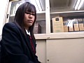 某有名レンタル店 店長盗撮 ビデオを延滞･破損した女子校生たち