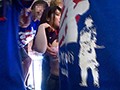 日本代表NTR スポーツバーで観戦中にドサクサにまぎれて揉みまくられた僕の彼女