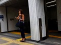 素人女子大生～悪徳不動産屋が押しに弱いスレンダー美女に土下座で頼み込み濃密SEX～