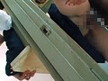 恐怖の学校内！おっぱいが窓枠に挟まり身動きとれない女子校生は同級生にバックから突かれて中出しされた！2 巨乳？！窓枠におっぱいが挟まれた！抜けない！誰か助けに来た？いやぁやめて～！