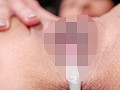 中出しされた精子をクリに塗りくちゅくちゅオナニー 水川かずは