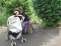 世田谷区・K公園連続強姦事件映像 公園内にいた子連れの若いヤンママたちをレイプした男の全容 「子●だけは助けてください！」「赤ちゃんが寝ているうちに済ませて！」