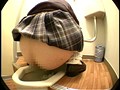 女子校生 おトイレ真っ最中 隠し撮り。