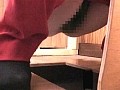 女子トイレでの実態 女はこうして用をたす